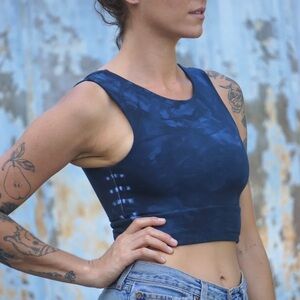 Of earth and salt switchable Lola top (reversible) raven (dark blue) size small